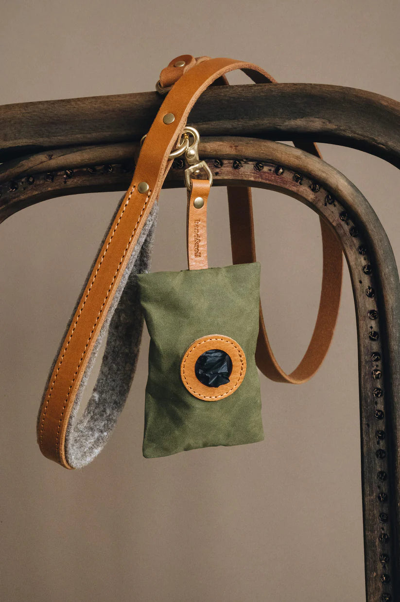 Band&Roll %uyum_store% Dog Poop Bag Holder | Green